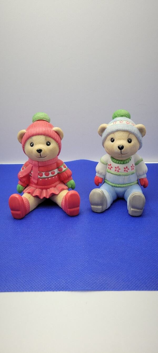 Vintage Russ Berrie Winter Bear Figurines Set 2 Ceramic Christmas Decor 4”